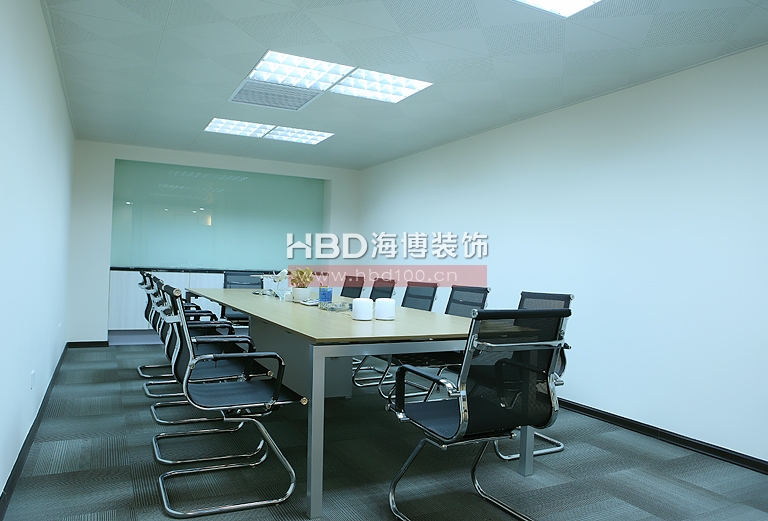 辦公室裝修設(shè)計實景圖,會議室裝修設(shè)計.jpg