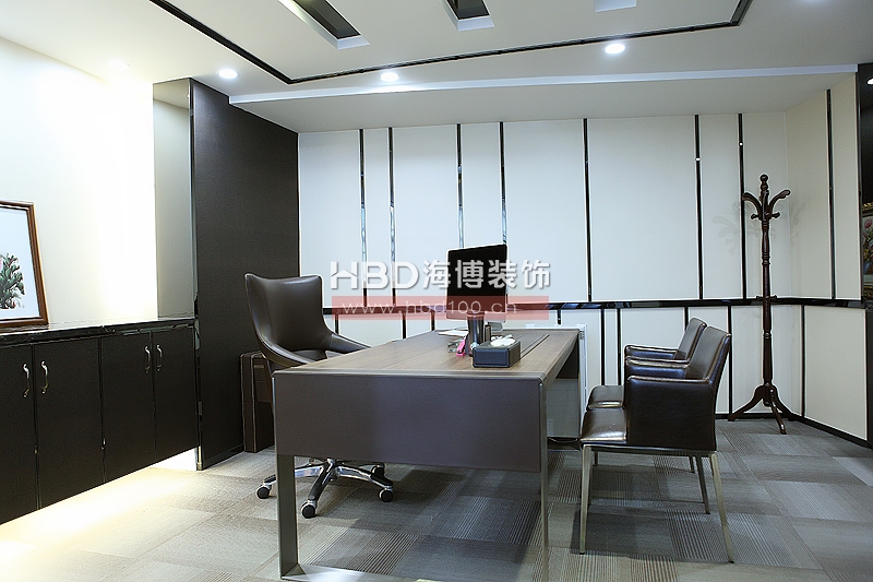 辦公室裝修設(shè)計實景圖,經(jīng)理室裝修設(shè)計.jpg